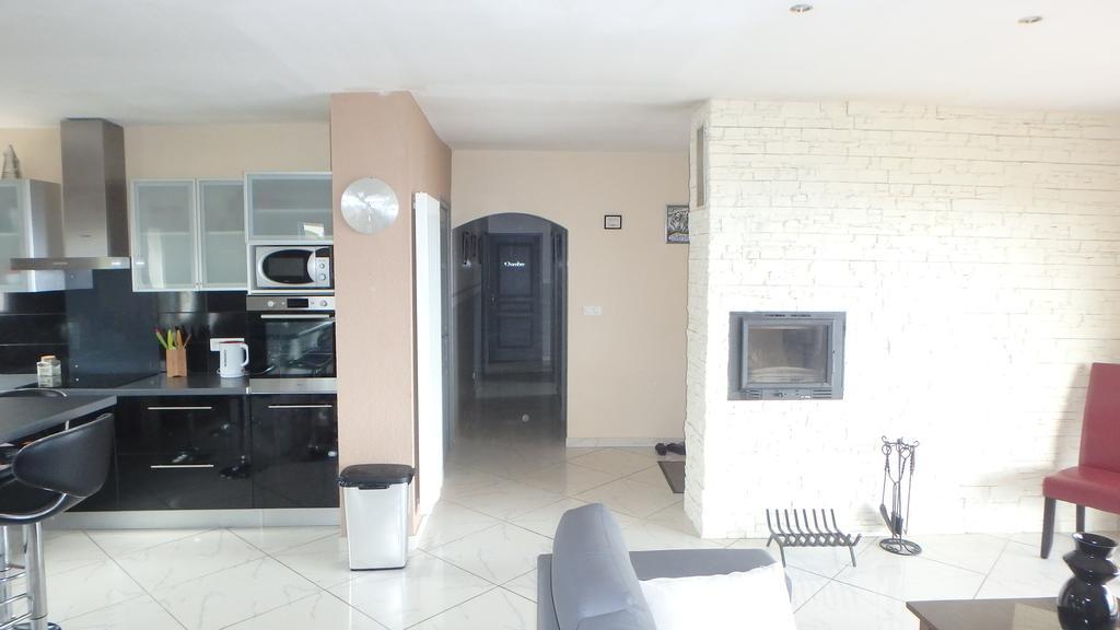 Villa Confina Villanova Екстериор снимка